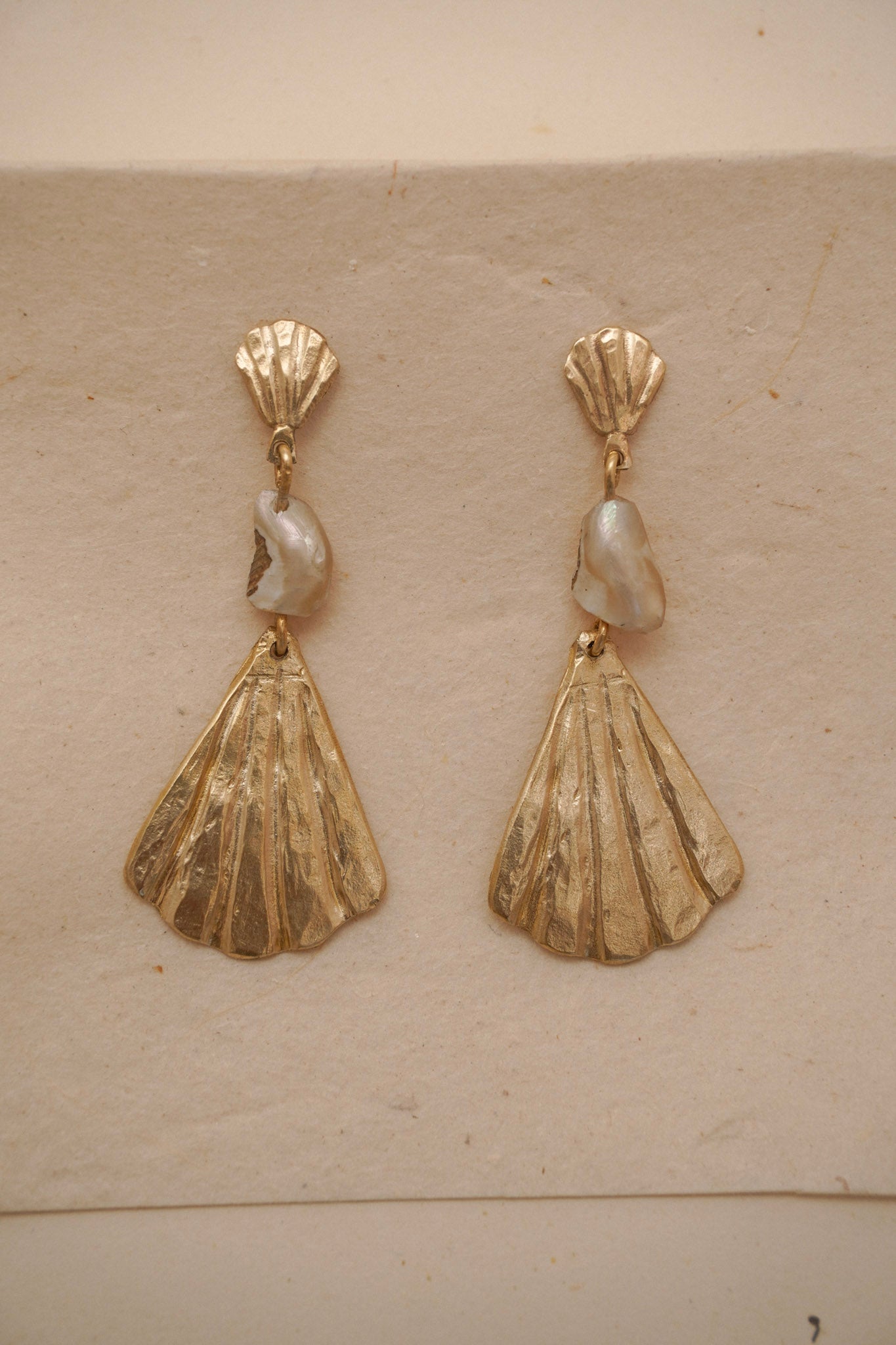 SIRENA Shell Drop Earrings