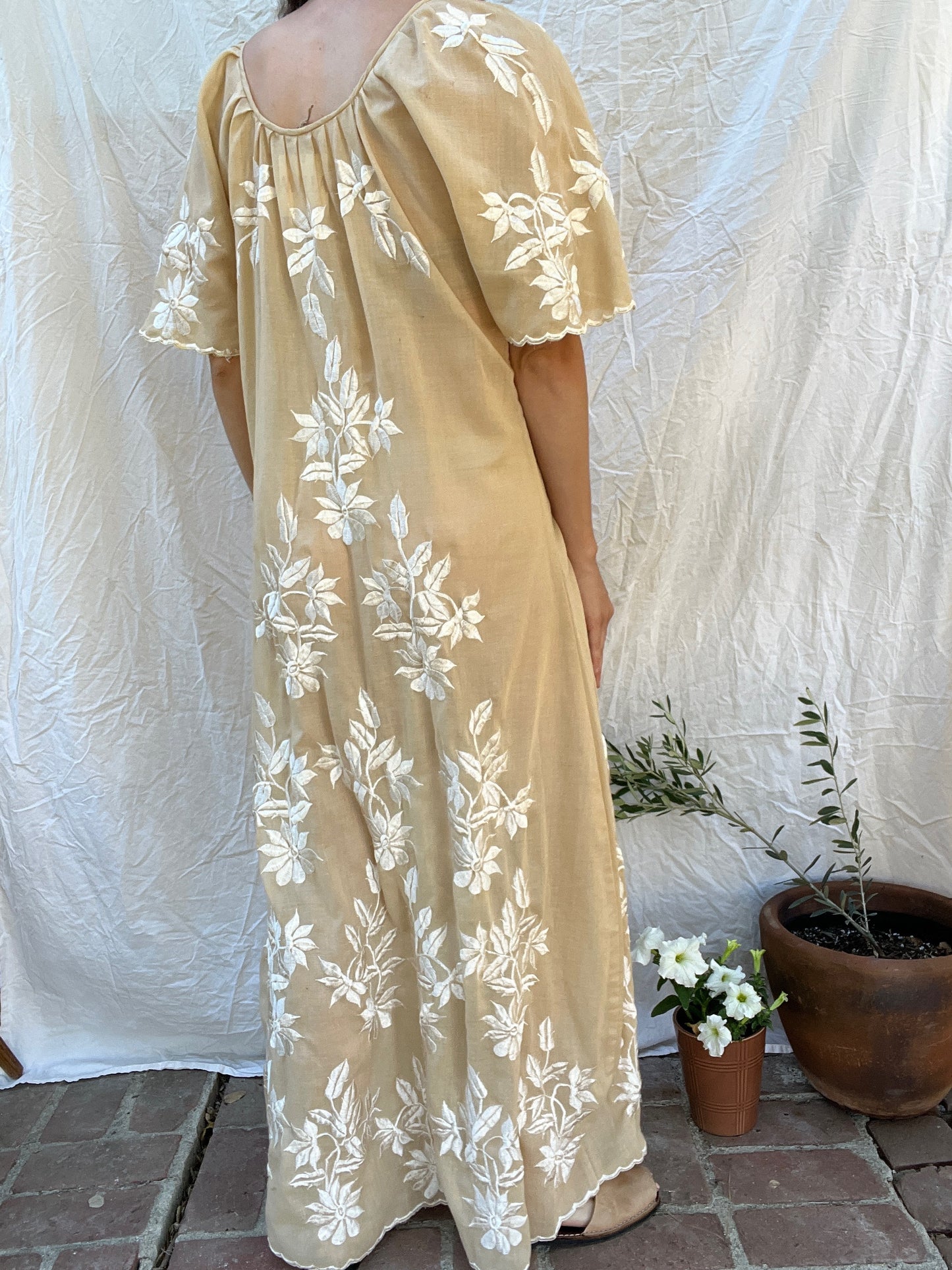 Rare Vintage Embroidered Mexican Dress