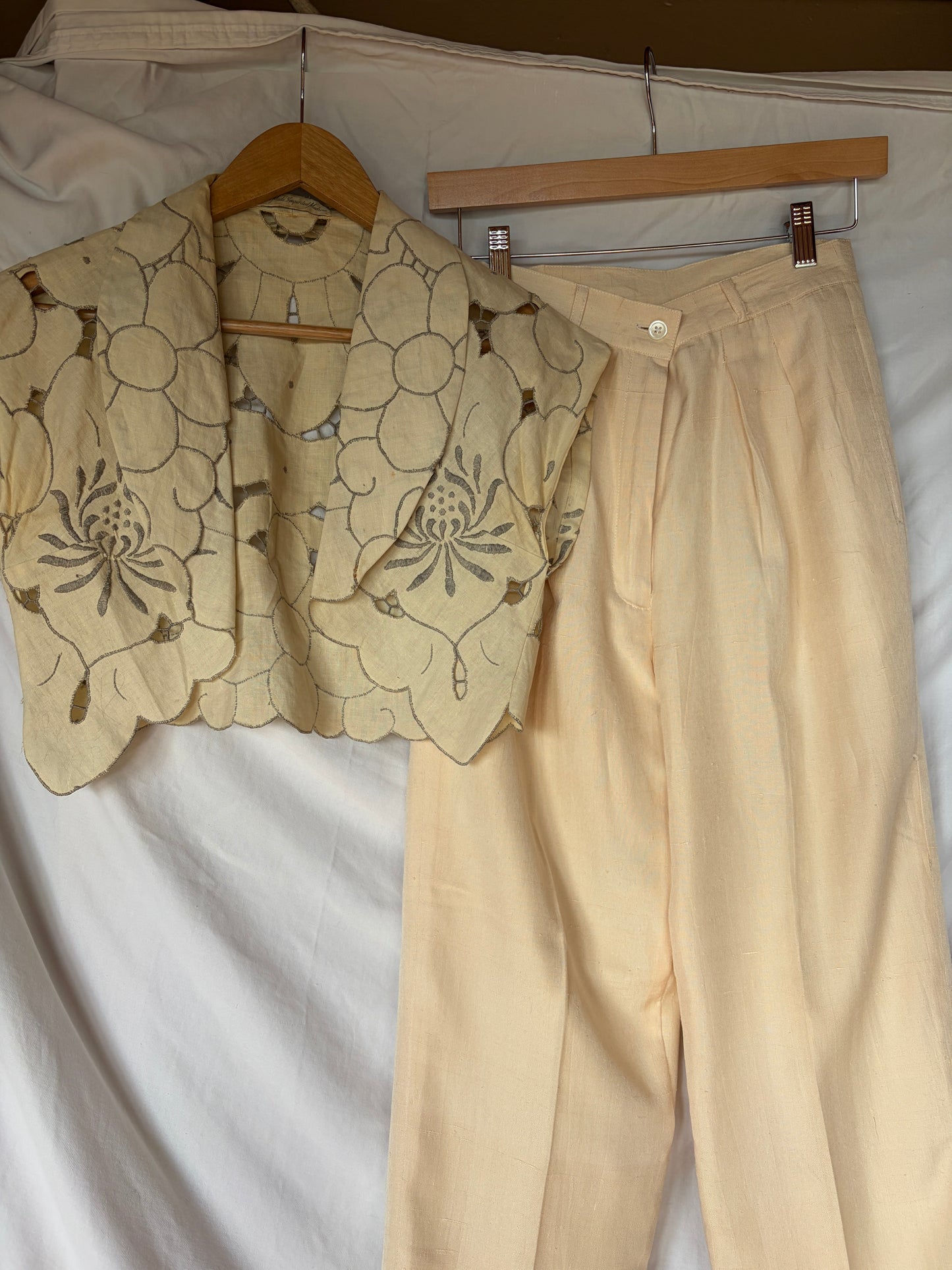 Vintage Cutwork Embroidery Shrug