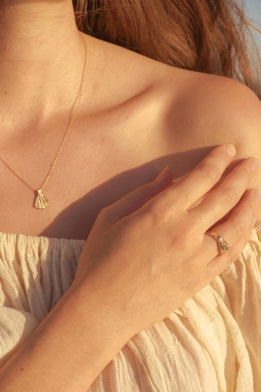 Mini MAR Pendant | Gold