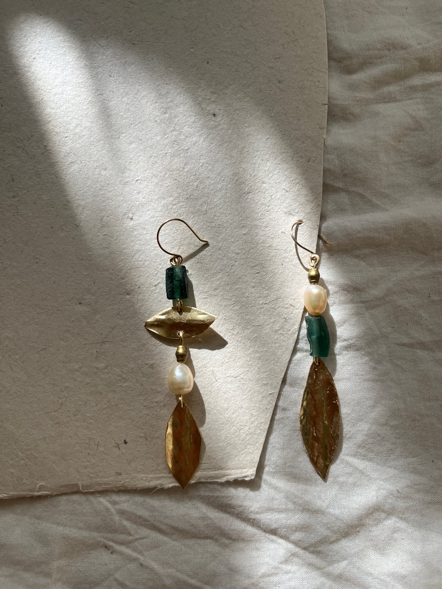 OOAK 03 | Roman Glass and Vintage Pearl Earrings